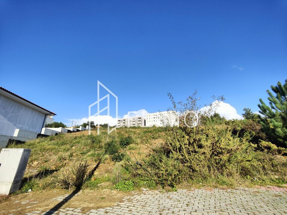 Helårsgrund i Santa Maria da Feira, Aveiro - foto 2