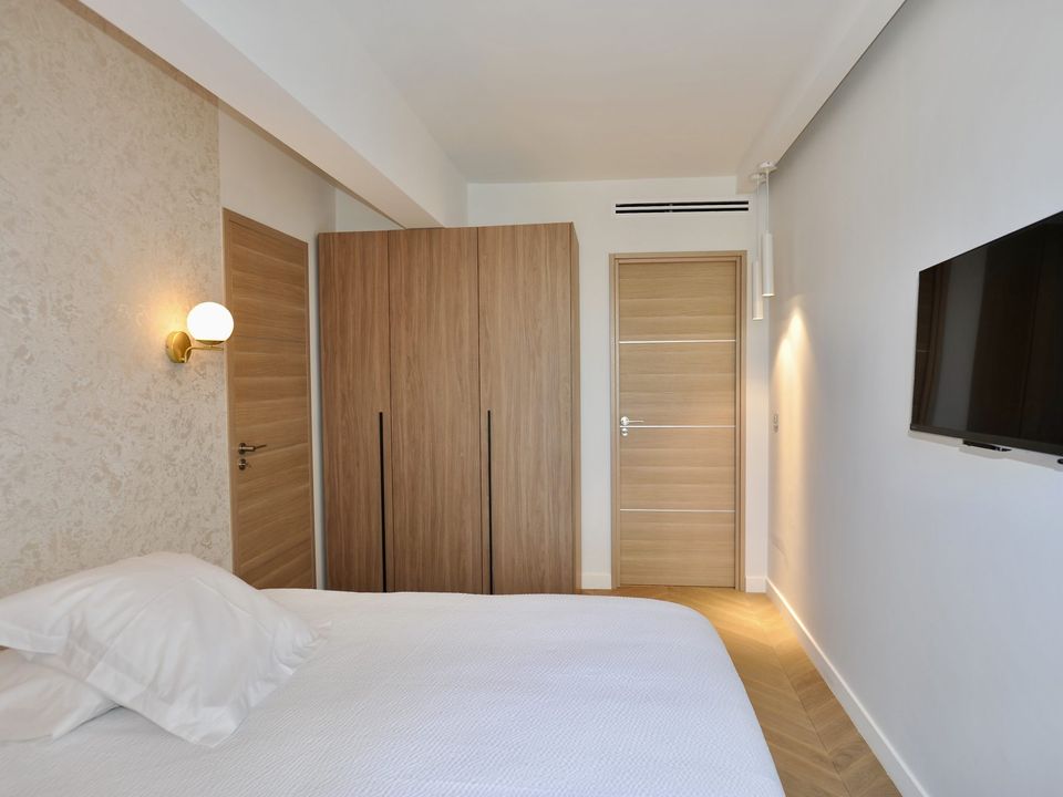 Apartment in Cannes, Alpes-Maritimes - photo 4