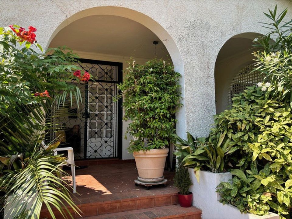 Villa a Antibes, Alpes-Maritimes - foto 1