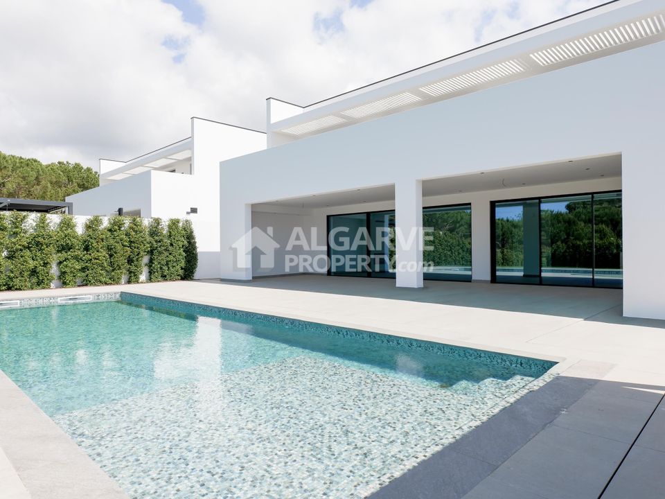 Villa i Quarteira, Faro - foto 1