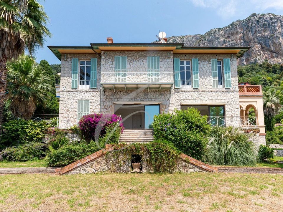 Villa i Menton, Alpes-Maritimes - foto 1