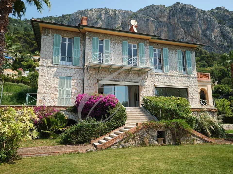 Villa i Menton, Alpes-Maritimes - bilde 1