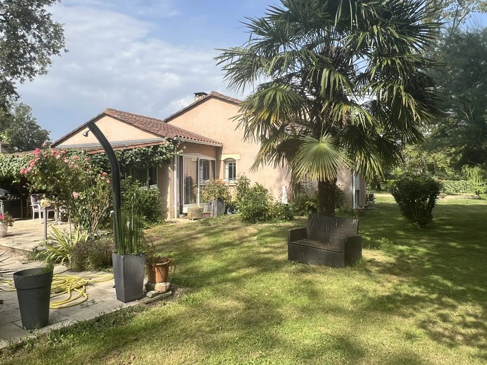 Villa i Saint-Estephe, Dordogne - foto 1