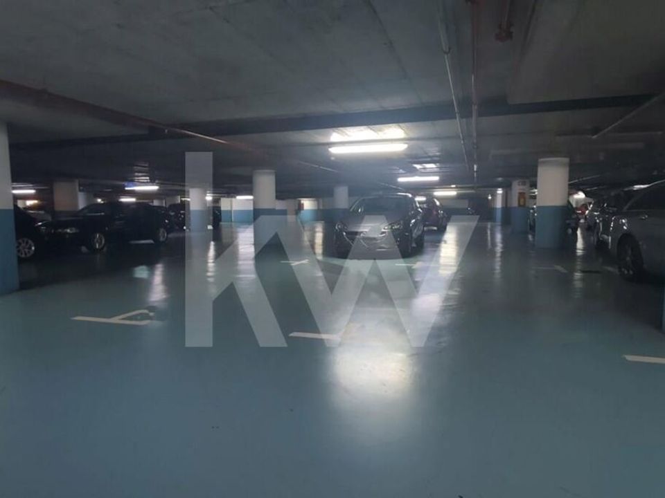 Estacionamento em Funchal, Madeira - foto 5
