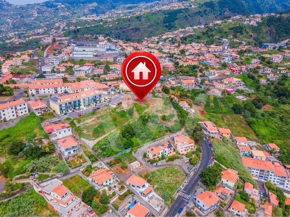 Helårsgrund i Funchal, Madeira - foto 1
