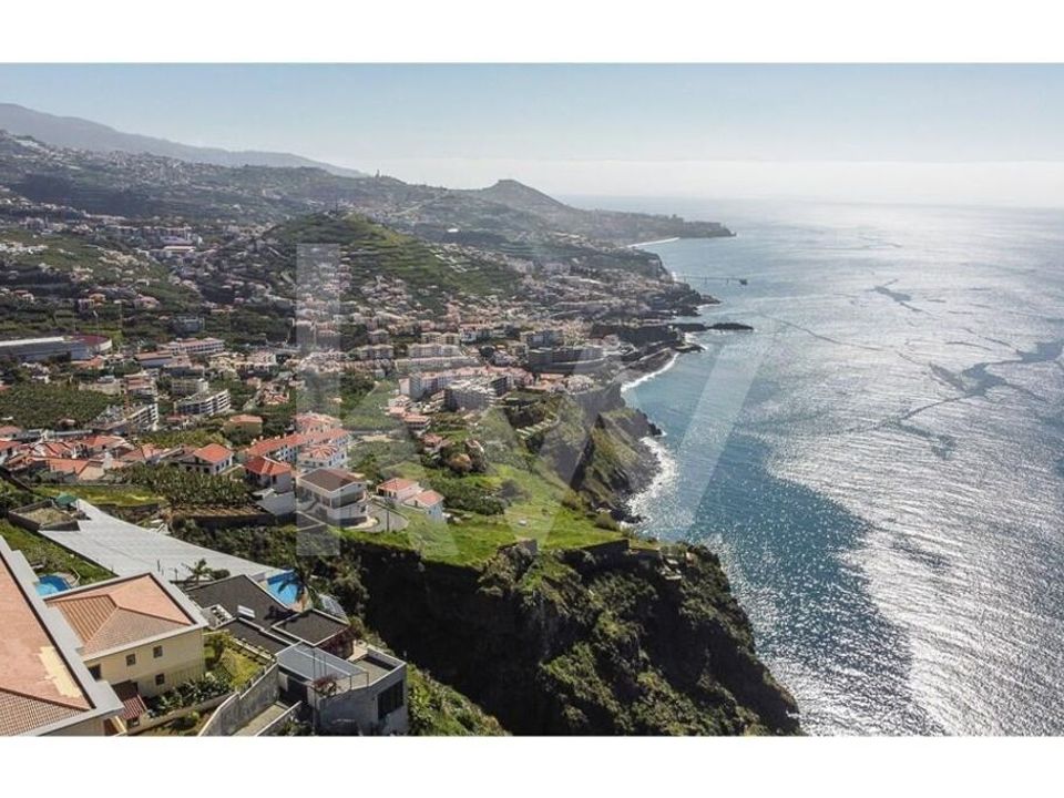 Helårsgrund i Camara de Lobos, Madeira - foto 2