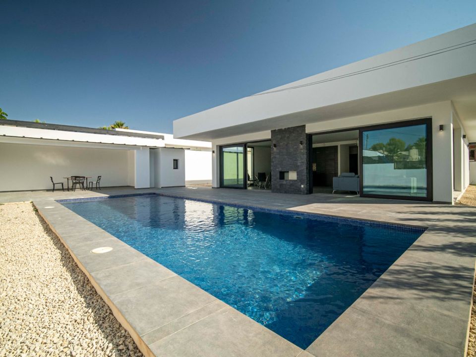 Villa i Alfaz del Pi, Alicante - foto 1