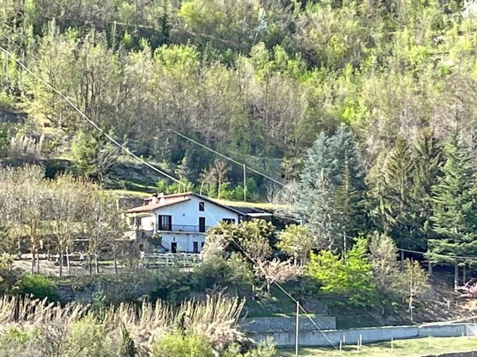 Villa i Cortemilia, Cuneo - foto 1