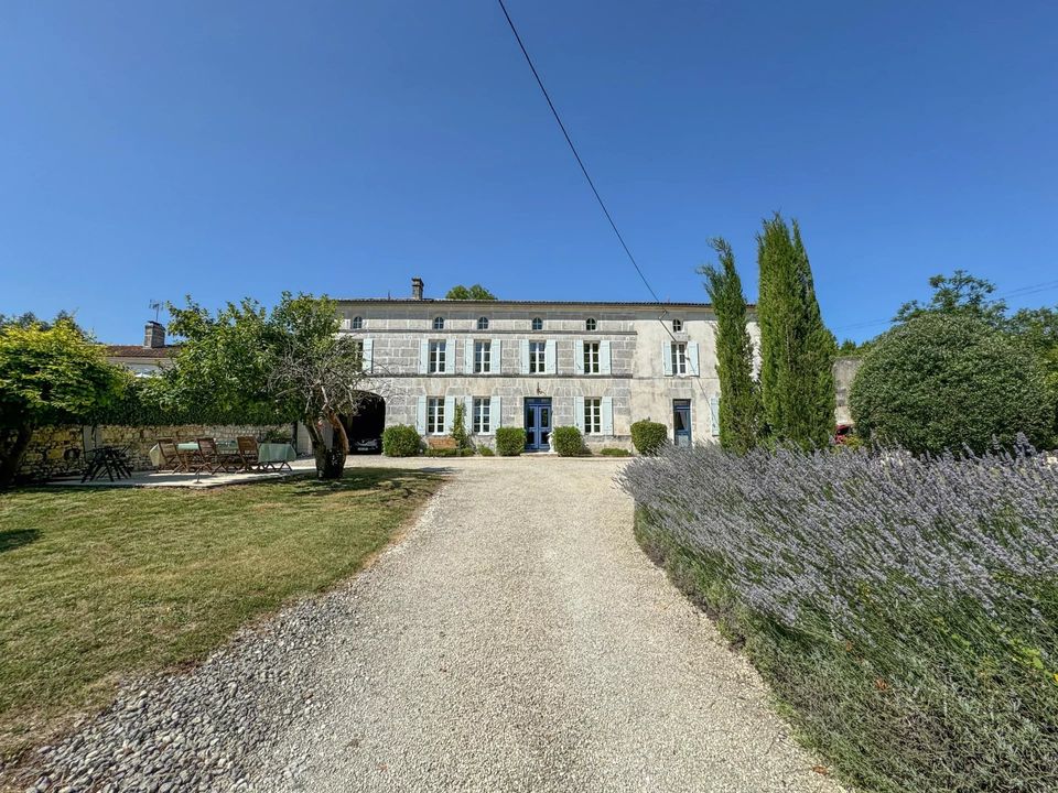 Villa en Dompierre-Sur-Charente, Charente-Maritime - foto 1