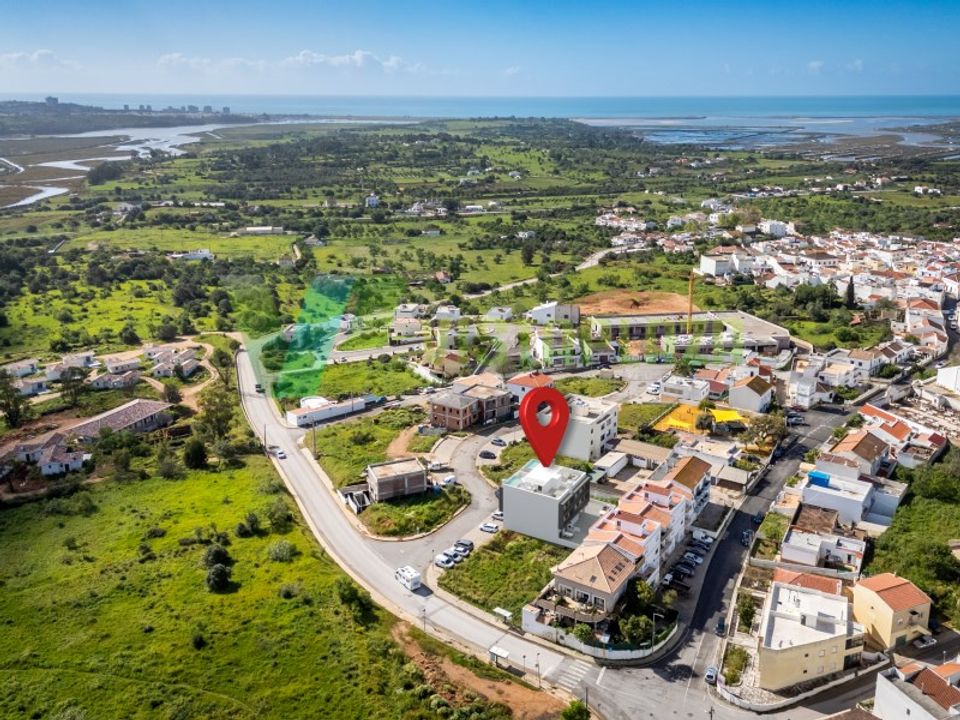 Lejlighed i Mexilhoeira Grande, Faro - foto 1
