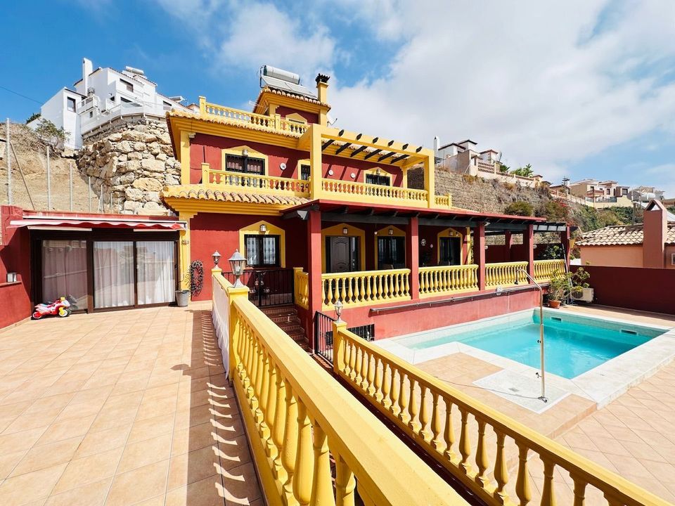 Villa a Torrox Costa, Malaga - foto 1