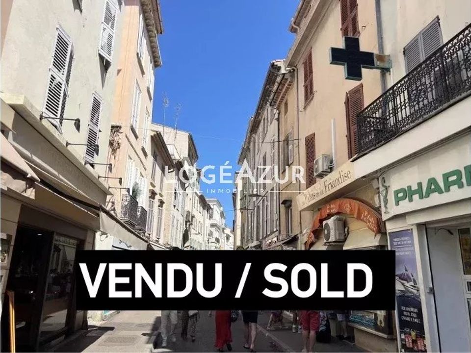 Erhvervsejendom i Antibes, Alpes-Maritimes - foto 1