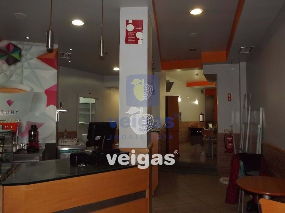 Erhvervsejendom i Caldas da Rainha, Leiria - foto 5
