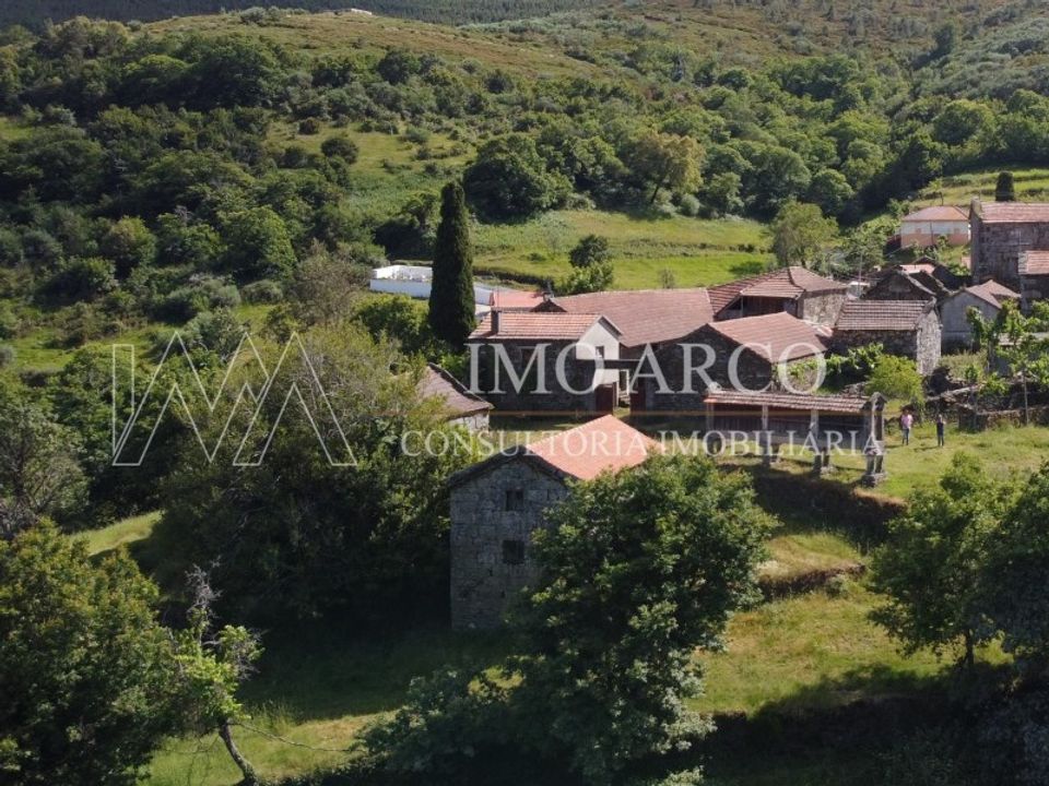 Erhvervsejendom i Montalegre, Vila Real - foto 2