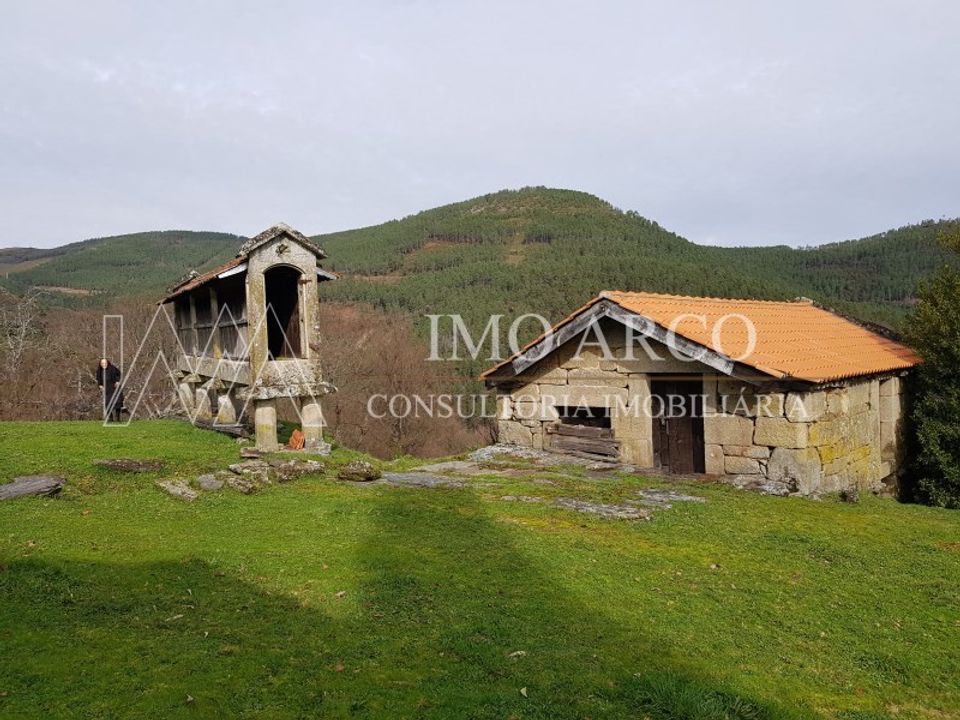 Erhvervsejendom i Montalegre, Vila Real - foto 4