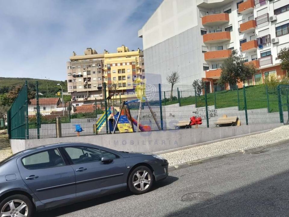 Helårsgrund i Amadora, Lisbon - foto 5