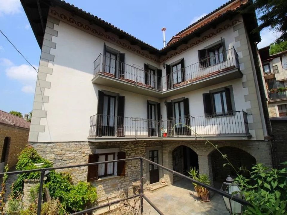 Villa i Castino, Cuneo - foto 1