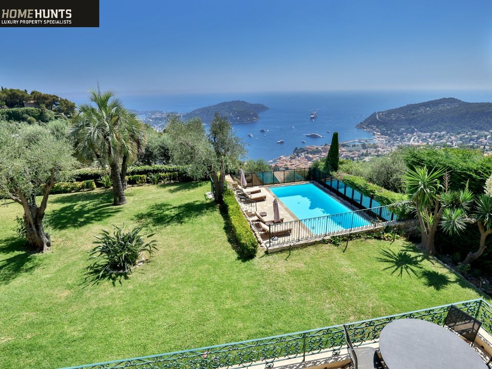 Villa i Villefranche-sur-Mer, Alpes-Maritimes - foto 1