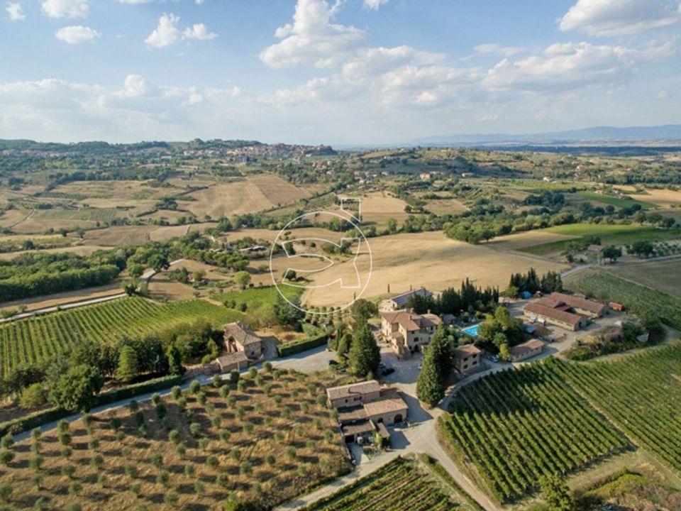 Landejendom i Chianciano Terme, Siena - foto 1