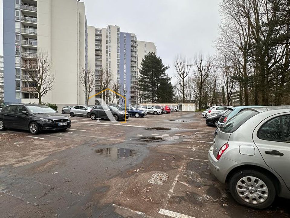 Parkeringsplads i Lille, Nord - foto 3