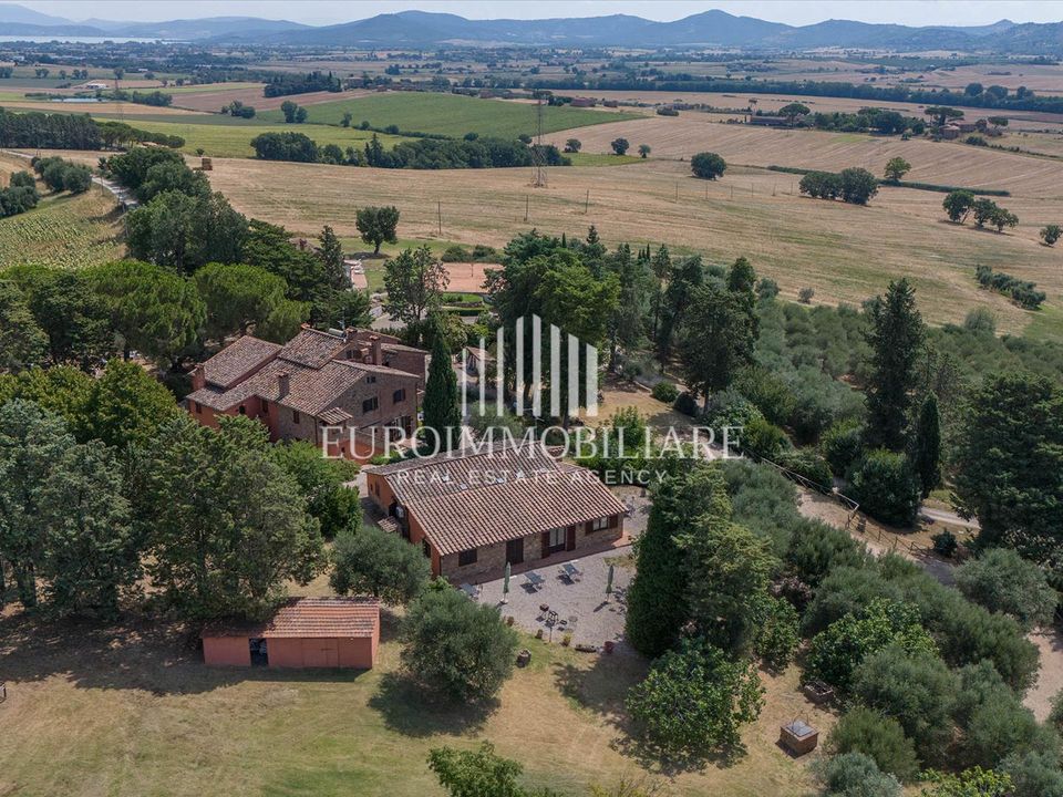 Farm hus i Castiglione del Lago, Perugia - foto 1