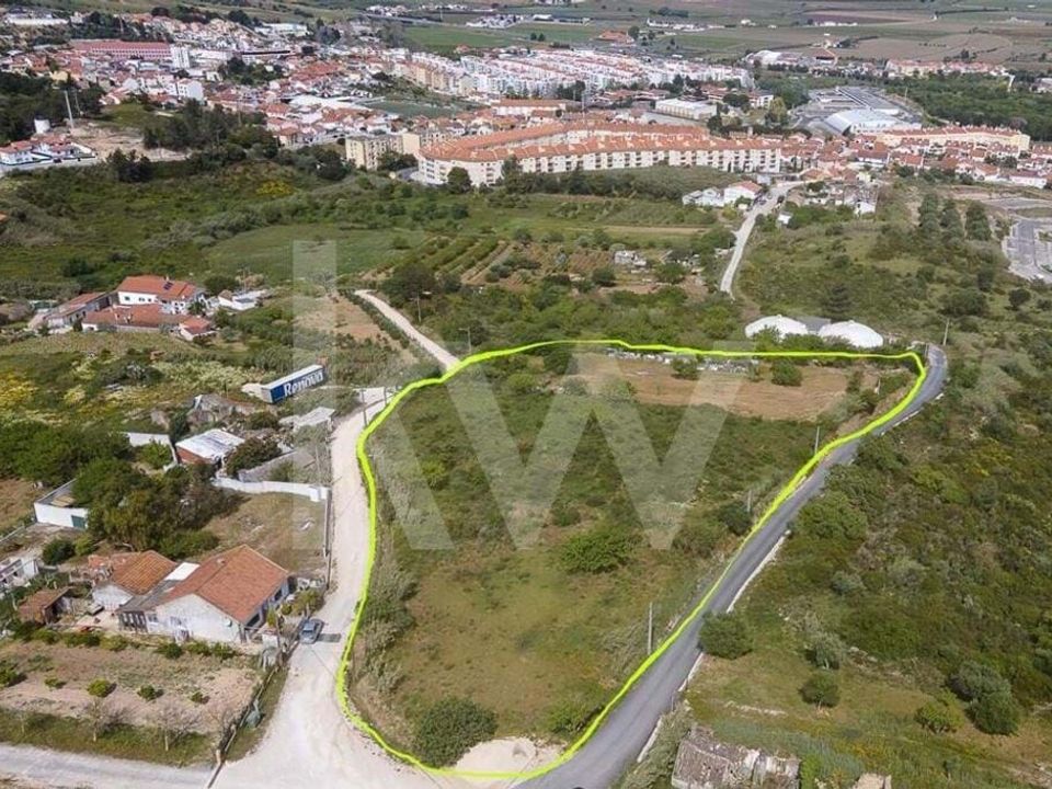 Helårsgrund i Alenquer, Lisbon - foto 1