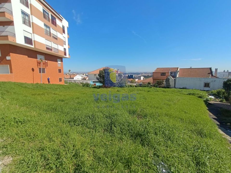 Helårsgrund i Amadora, Lisbon - foto 2