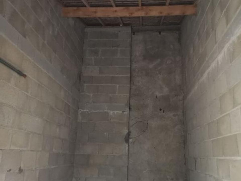 Garage i Angers, Maine-et-Loire - foto 1