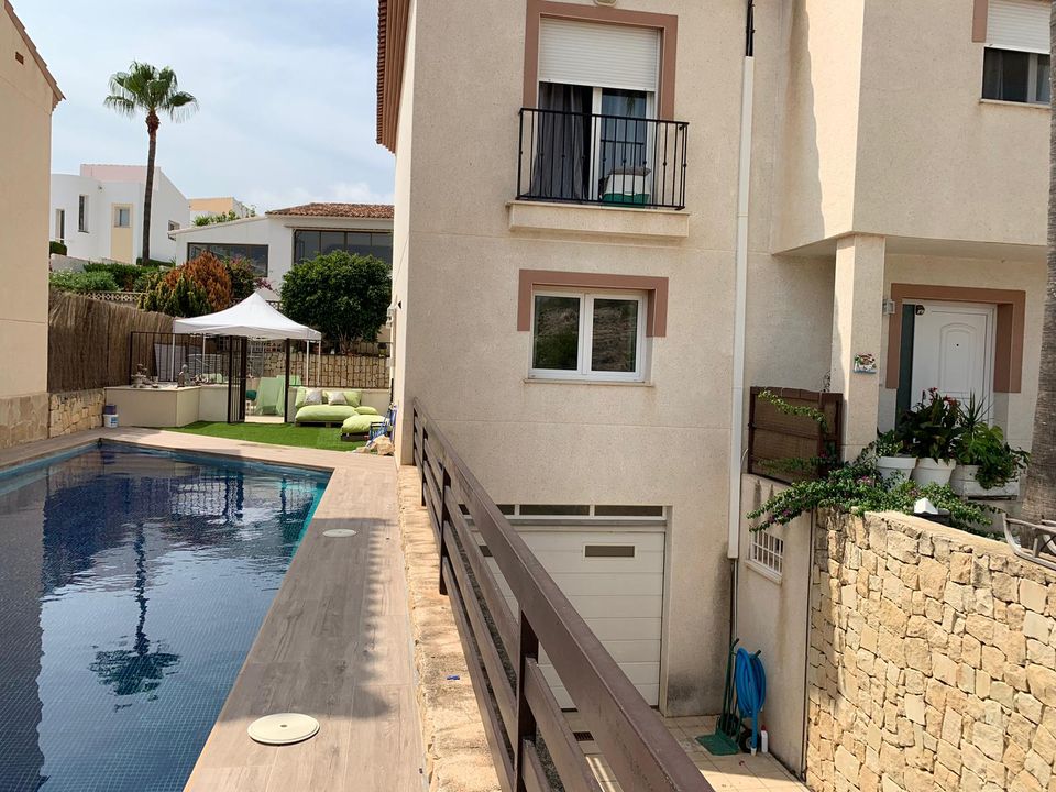 Villa i Alfaz del Pi, Alicante - foto 1