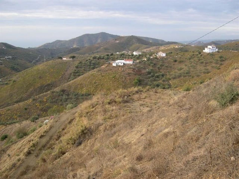 Helårsgrund i Canillas De Albaida, Malaga - foto 5