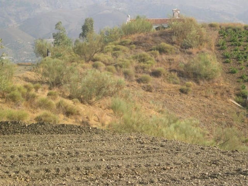 Helårsgrund i Sedella, Malaga - foto 1