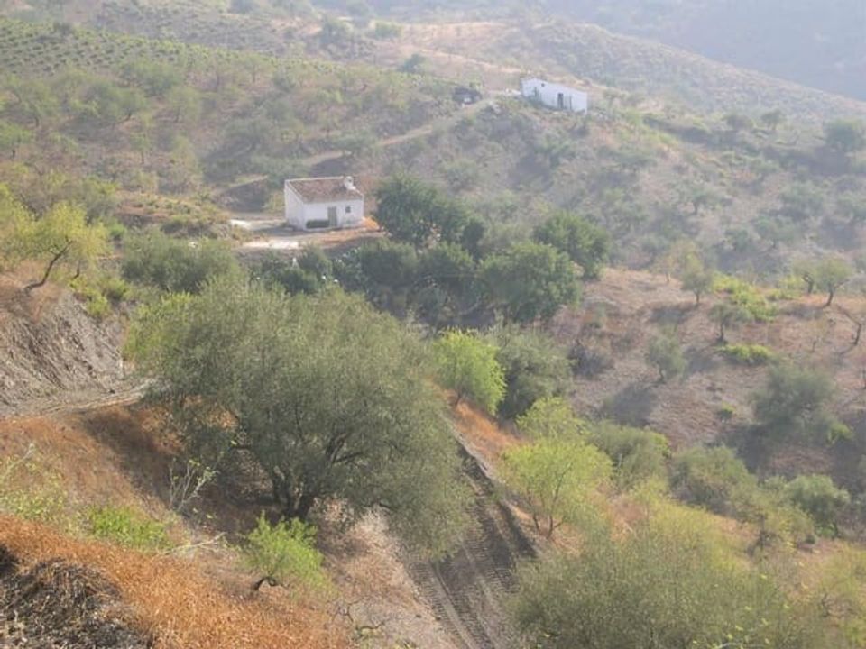 Helårsgrund i Sedella, Malaga - foto 4