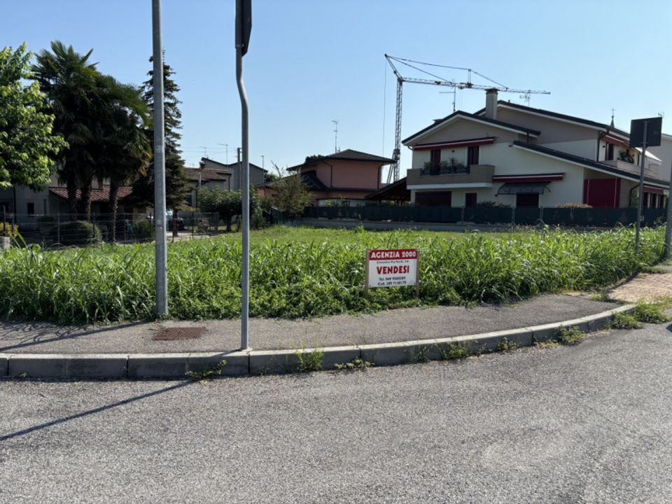 Helårsgrund i Anguillara Veneta, Padua - foto 1