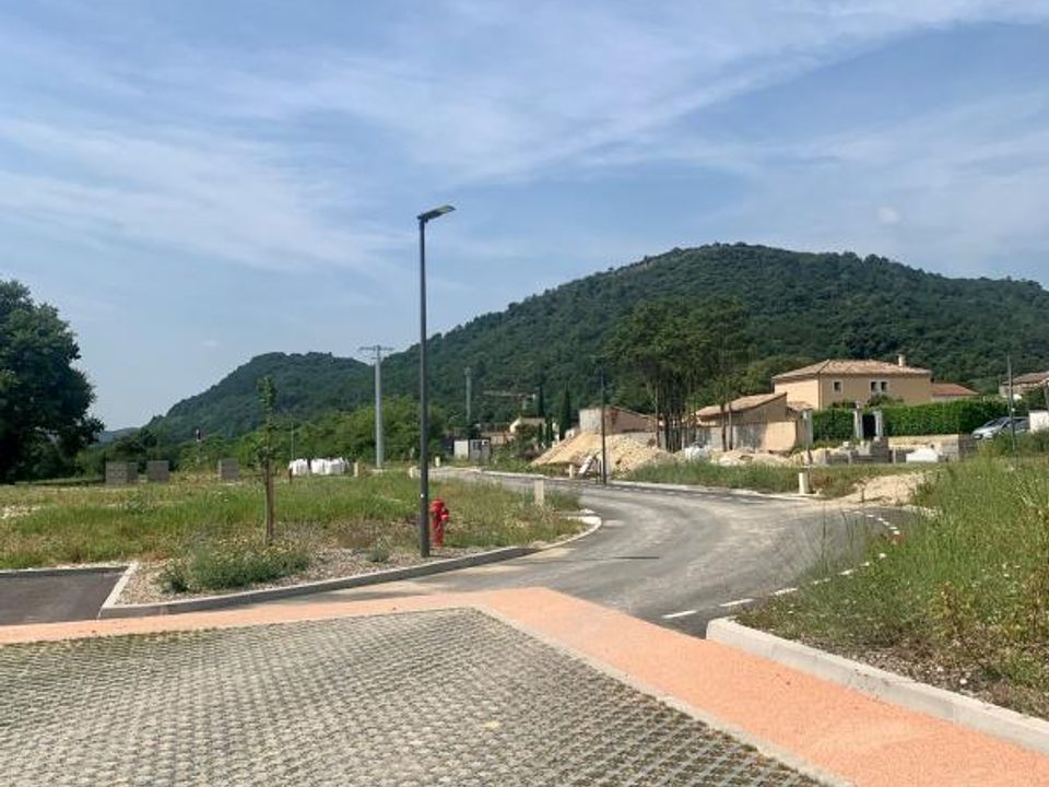 Grond in Rochemaure, Ardeche - foto 1