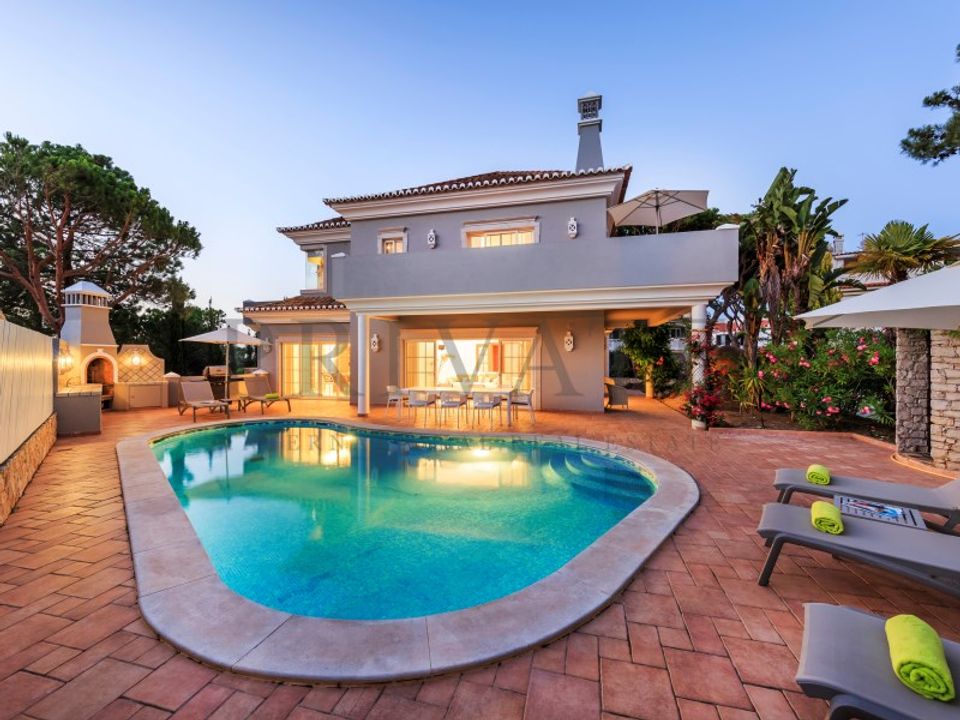 Villa a Almancil, Faro - foto 1