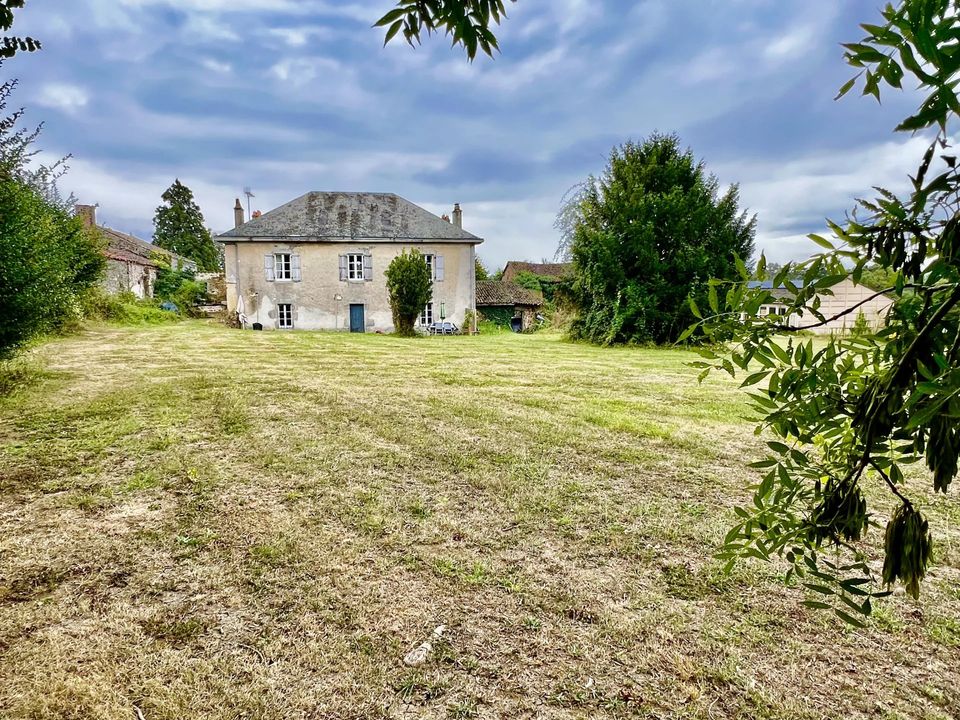 Villa i Saint-Bonnet-De-Bellac, Haute-Vienne - foto 3