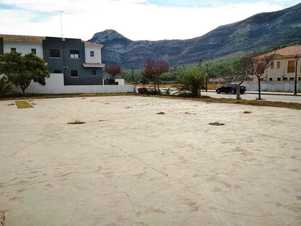 Helårsgrund i Parcent, Alicante - foto 1
