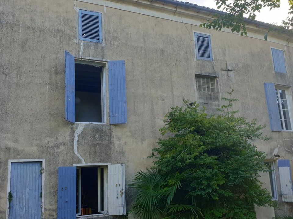 Landejendom i Mirambeau, Charente-Maritime - foto 1