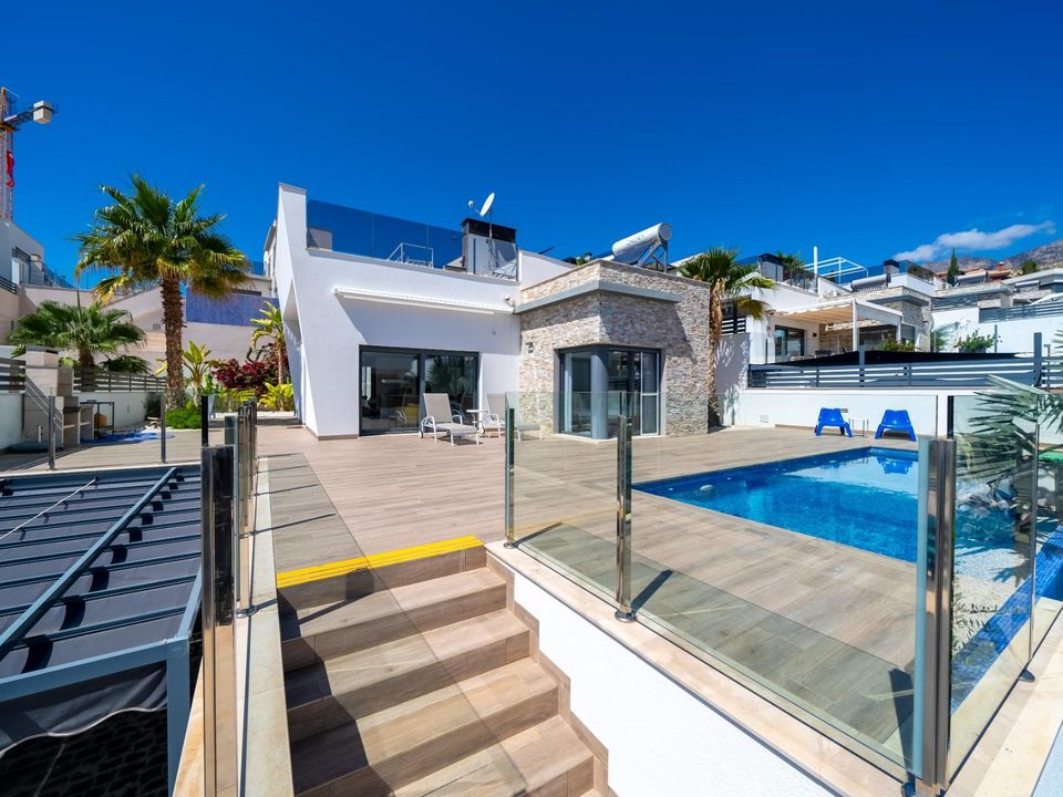 Villa i Finestrat, Alicante - foto 1