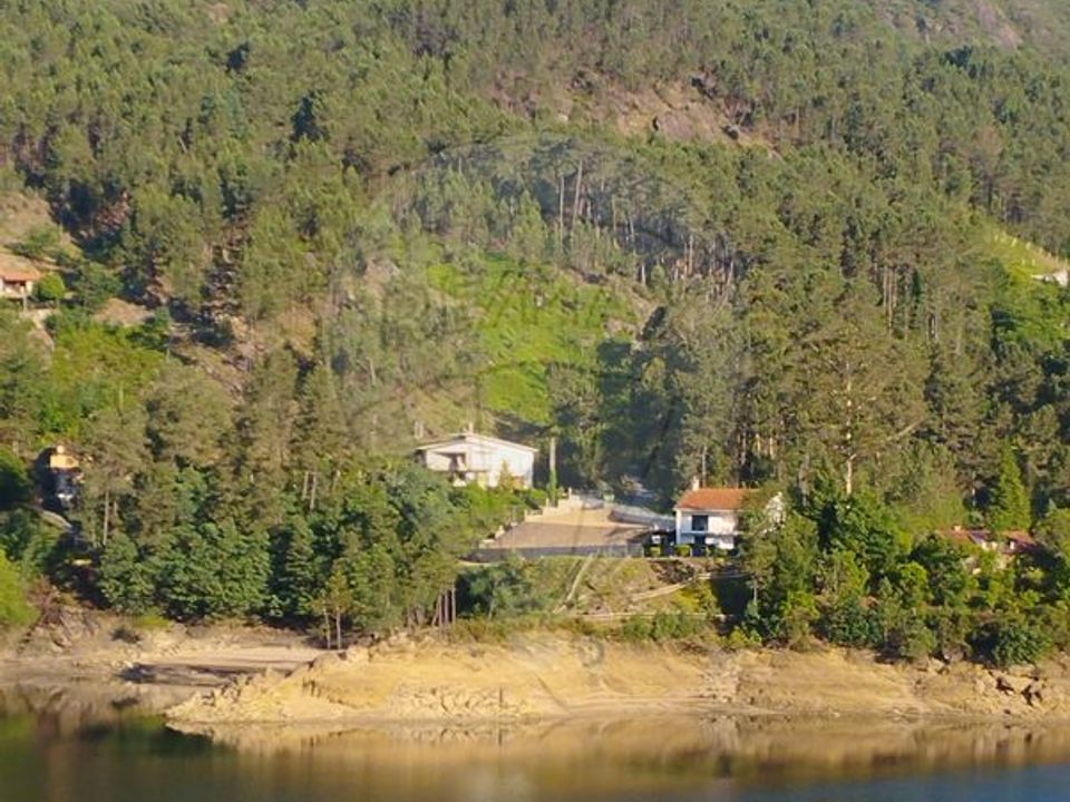 Helårsgrund i Terras de Bouro, Braga - foto 1