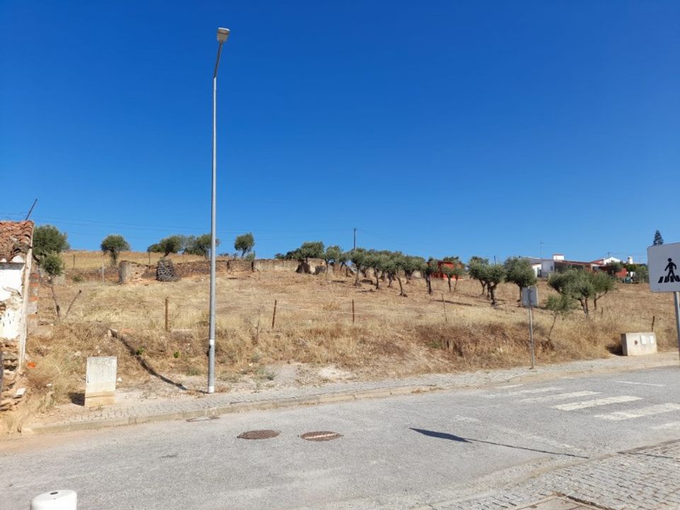 Helårsgrund i Alandroal, Evora - foto 2