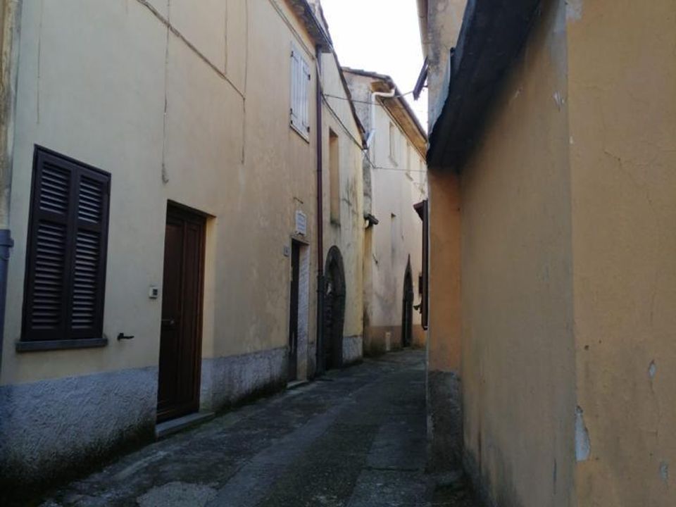 Byhus i Fivizzano, Massa and Carrara - foto 5