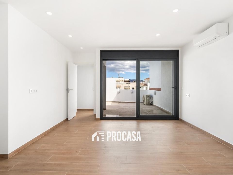 Rækkehus i Empuriabrava, Gerona - foto 4
