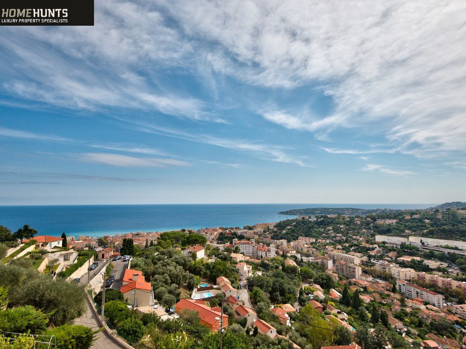 Villa i Menton, Alpes-Maritimes - foto 1