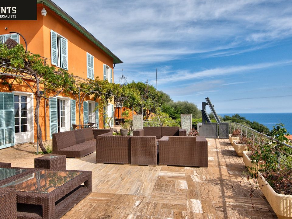 Villa i Menton, Alpes-Maritimes - foto 5