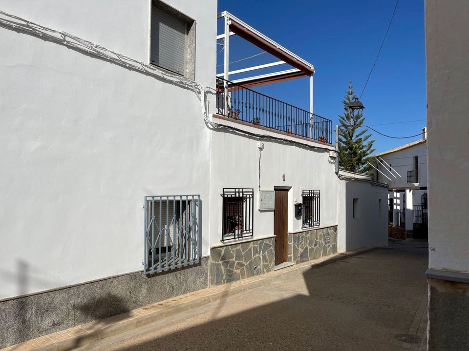 Casa unifamiliar a Lucainena De Las Torres, Almeria - foto 1