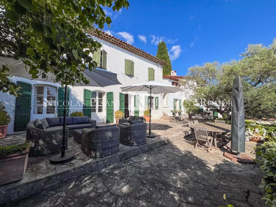 Villa i Le Tignet, Alpes-Maritimes - bilde 1