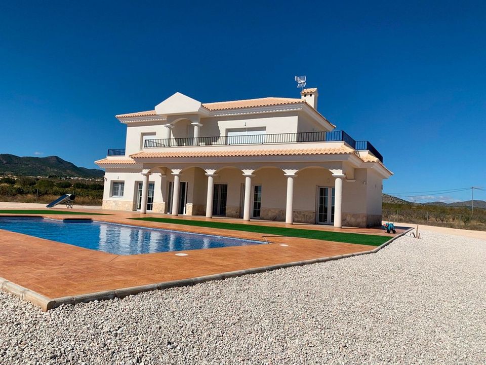 Villa i Pinoso, Alicante - foto 1