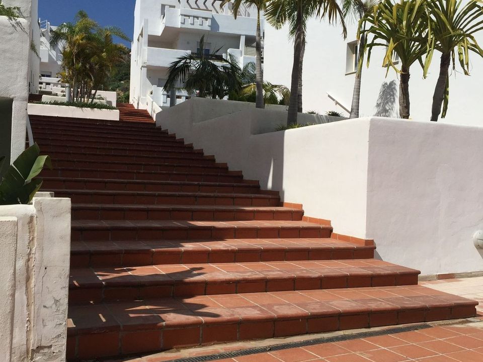 Lejlighed i Estepona, Malaga - foto 2