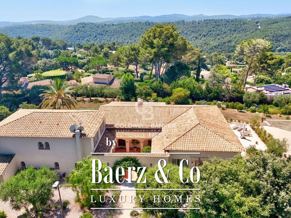 Villa i Valbonne, Alpes-Maritimes - foto 1